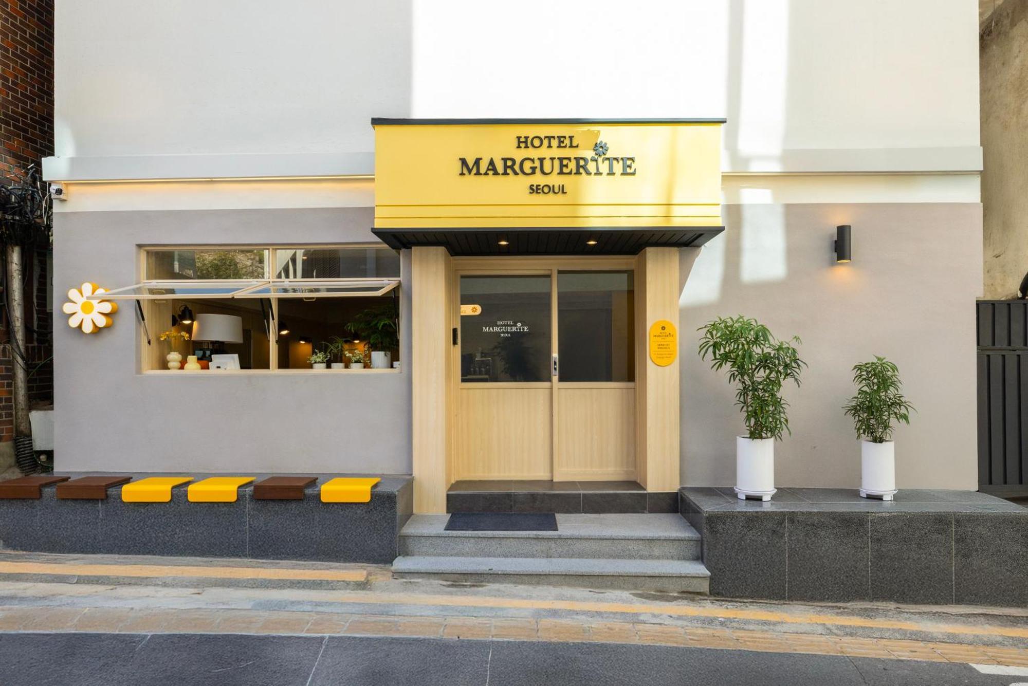 2025 Renovated- Hotel Marguerite Сеул Екстер'єр фото